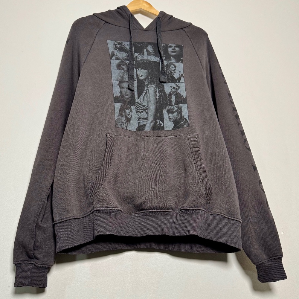 Taylor Swift The Eras Tour Hoodie Sweatshirt Sz S